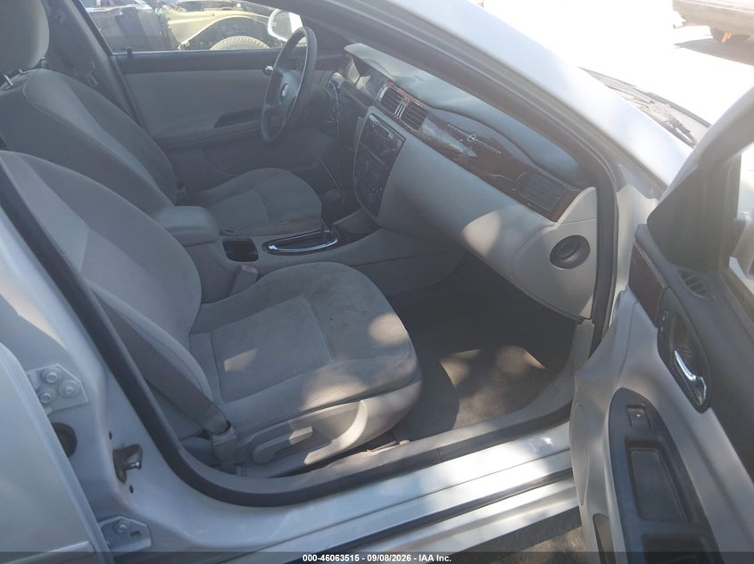 2010 CHEVROLET IMPALA auction photo 5