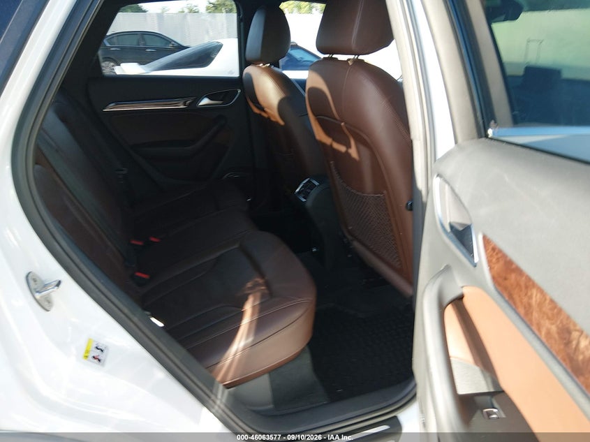 AUDI Q3 - zdjęcie 8