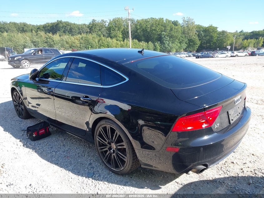 AUDI A7 2013 VIN WAUYGAFCXDN005623