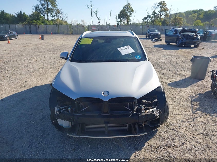 BMW X1 - zdjęcie 13