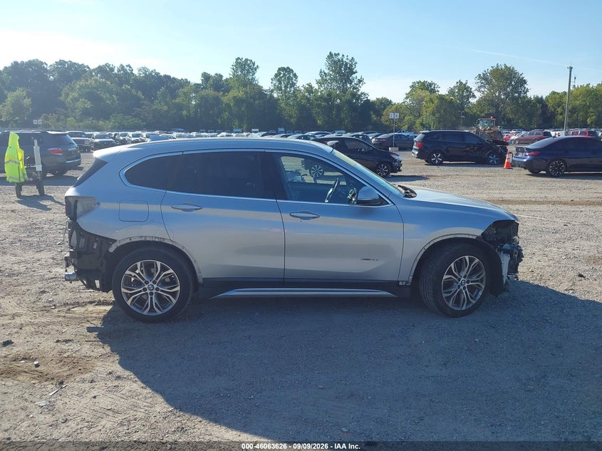 BMW X1 - zdjęcie 14