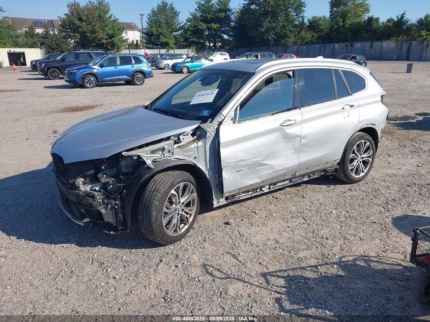 BMW X1 - zdjęcie 2