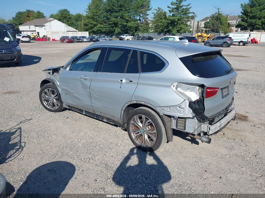 BMW X1 - zdjęcie 3