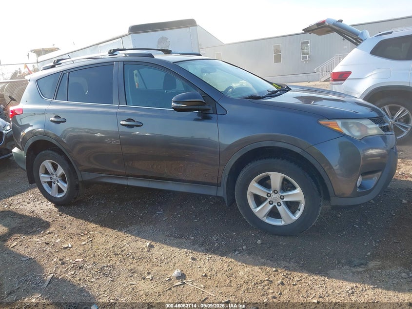 TOYOTA RAV4 2013 VIN 2T3RFREVXDW021213
