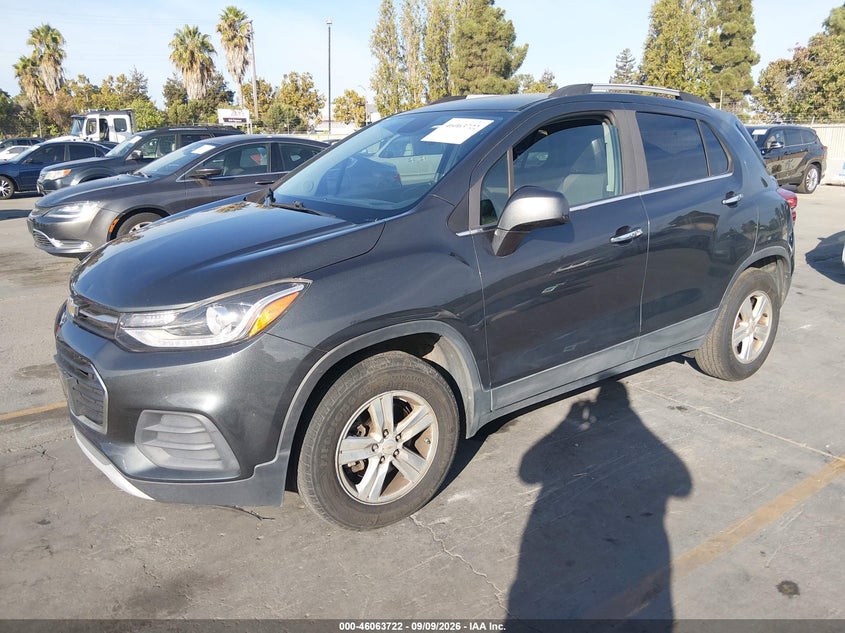 2018 CHEVROLET TRAX auction photo 2