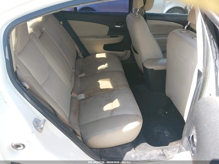 2013 CHRYSLER 200 auction photo 8