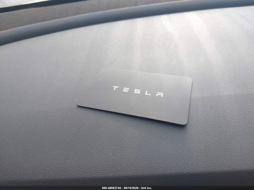TESLA MODEL Y - zdjęcie 11