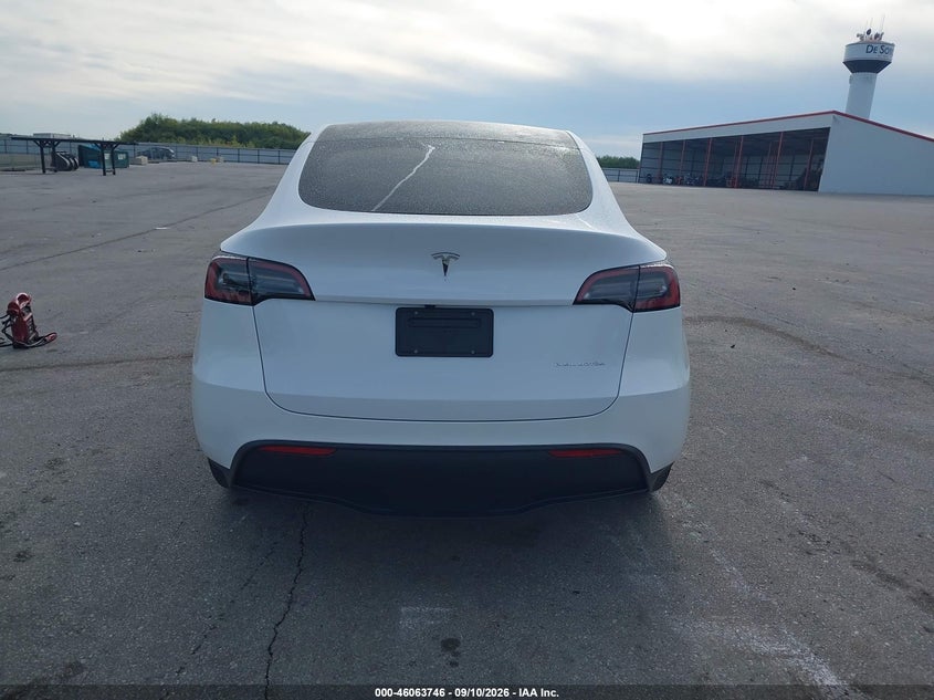TESLA MODEL Y - zdjęcie 16