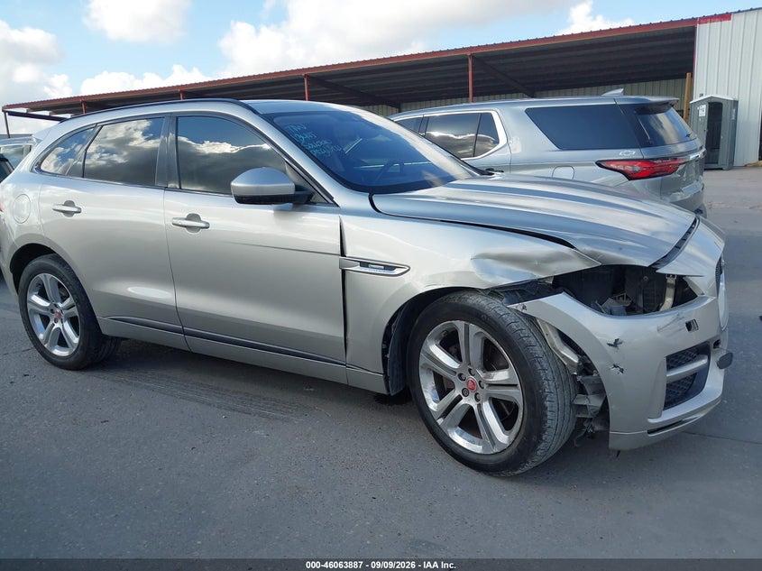 JAGUAR F-PACE - zdjęcie 13