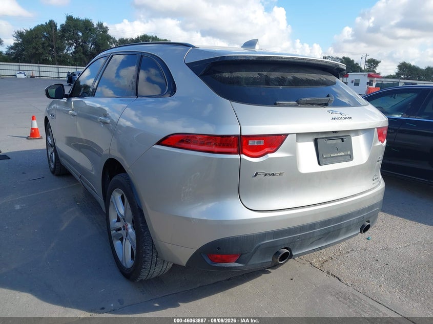 JAGUAR F-PACE - zdjęcie 3