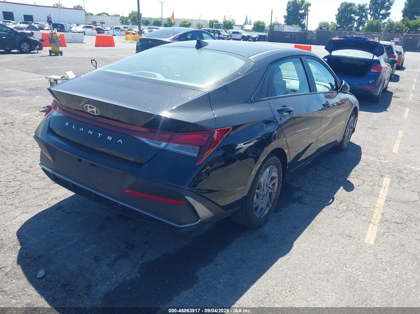 Vin: kmhlm4dg5ru842012, lot: 46563444, hyundai elantra sel 20244
