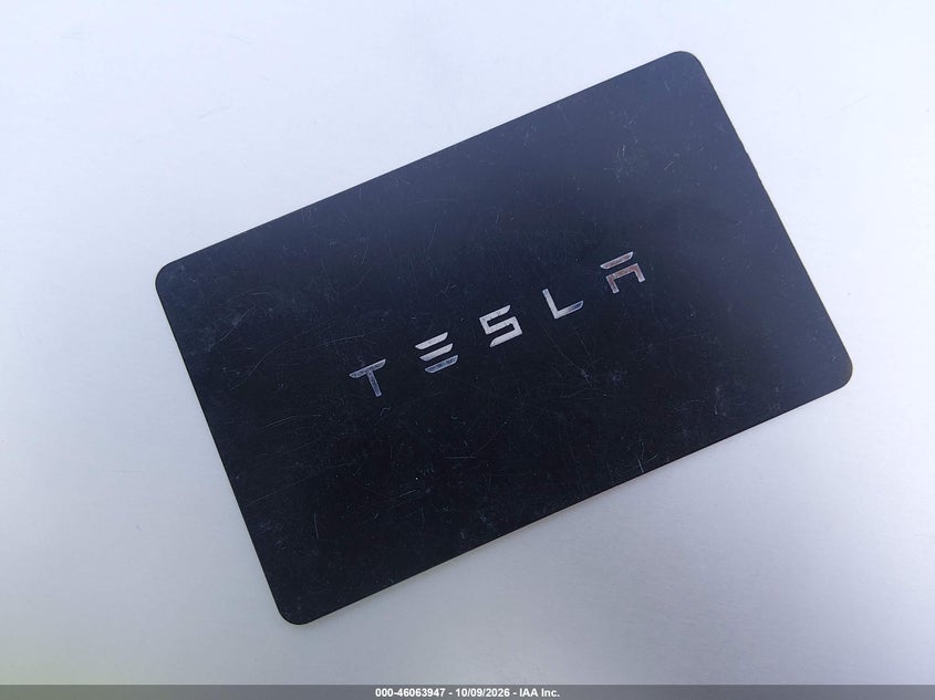 TESLA MODEL Y - zdjęcie 11