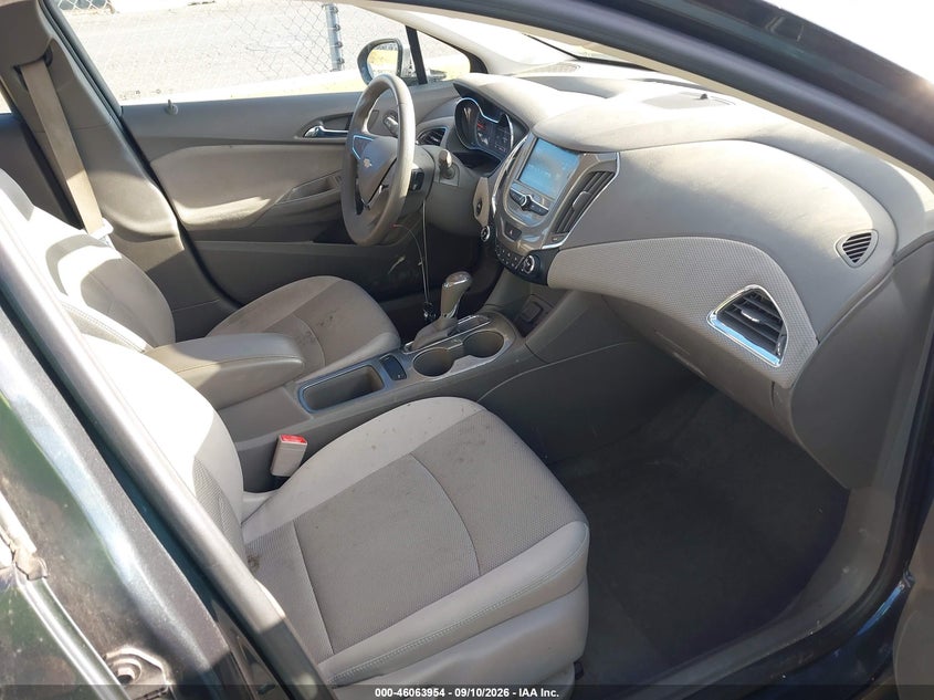 2018 CHEVROLET CRUZE auction photo 5