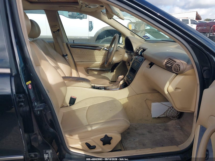 MERCEDES-BENZ C 240 2001 VIN WDBRF61J31F096994