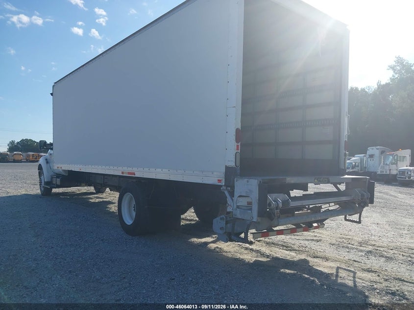 2015 FORD F-750 auction photo 3