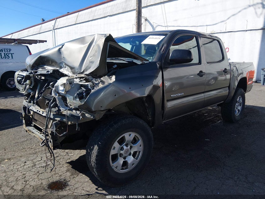 Vin: 3tmlu4en0dm110806, lot: 46563553, toyota tacoma base v6 20132