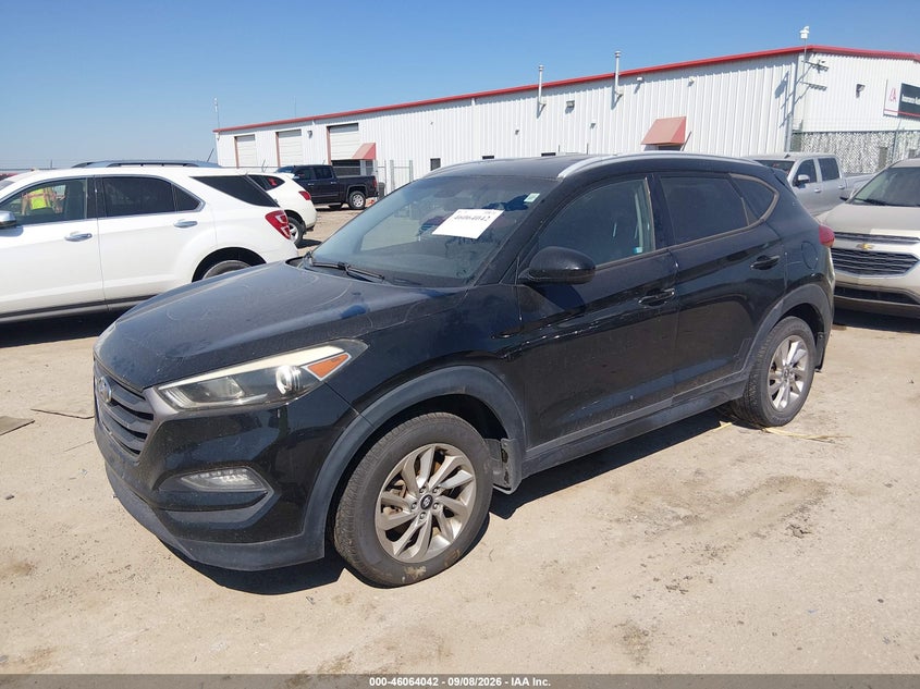 2016 HYUNDAI TUCSON auction photo 2