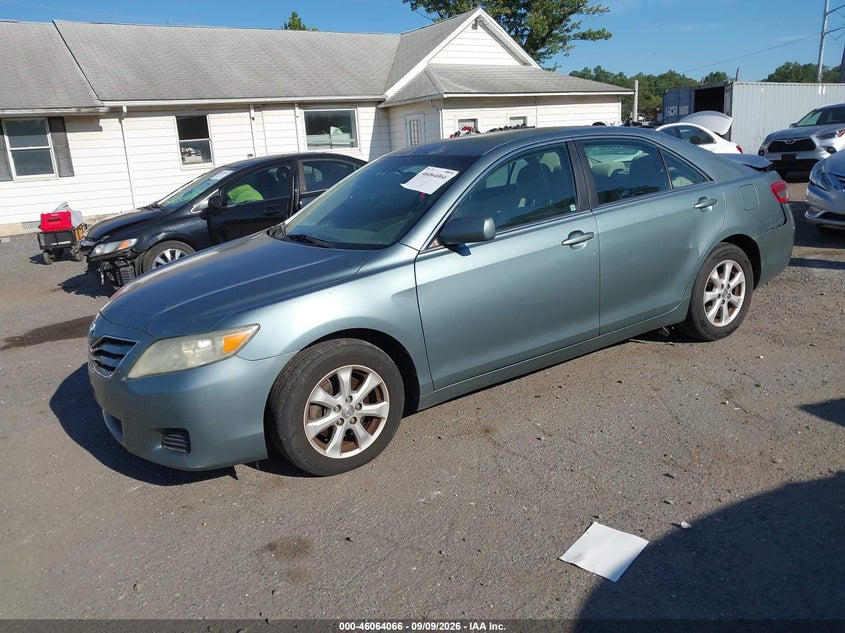 Vin: 4t1bf3ek5bu670119, lot: 46563594, toyota camry le 20112
