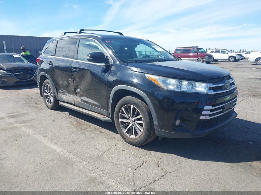 Vin: 5tdjzrfh3ks626993, lot: 46563600, toyota highlander xle 2019 img_1