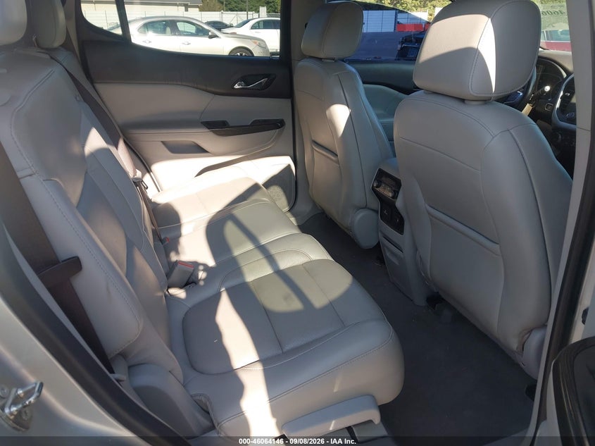 2017 GMC ACADIA auction photo 8