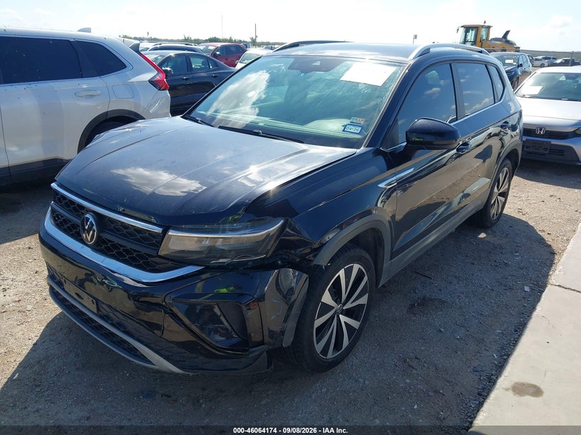 2023 VOLKSWAGEN TAOS auction photo 2
