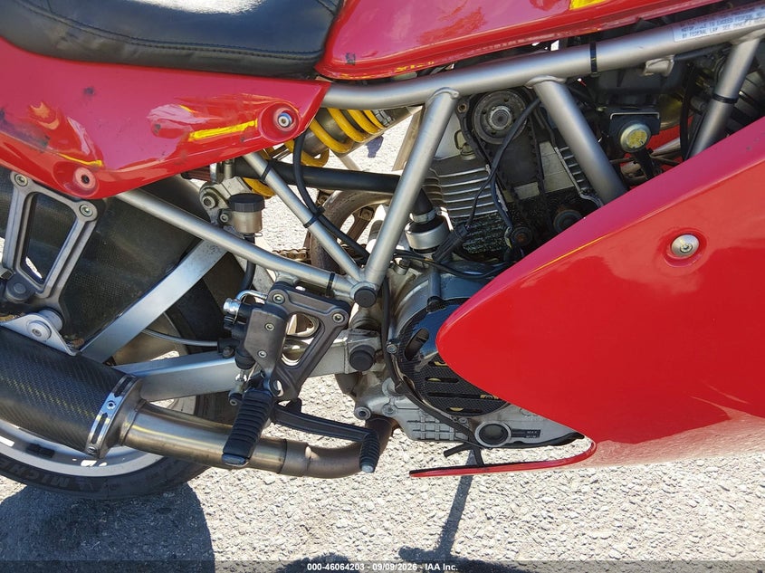 1995 DUCATI 900 auction photo 8
