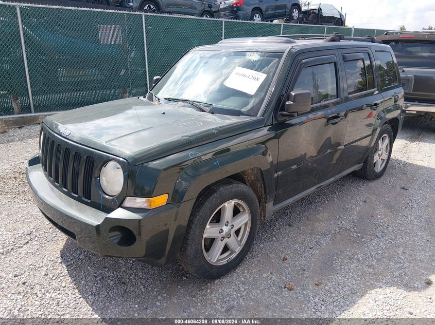 Vin: 1j4nt2gb4ad580826, lot: 46563735, jeep patriot sport 20102