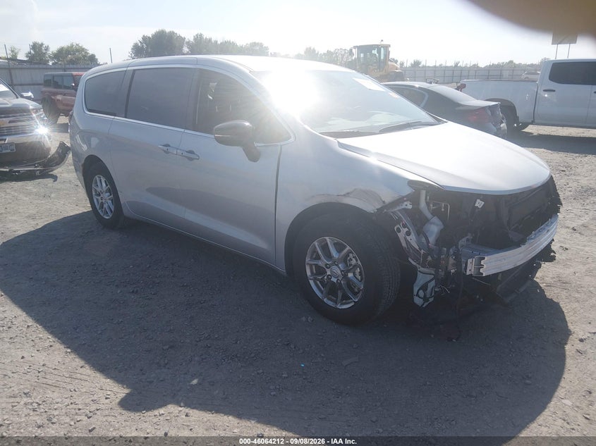 2026 CHRYSLER PACIFICA auction photo 1