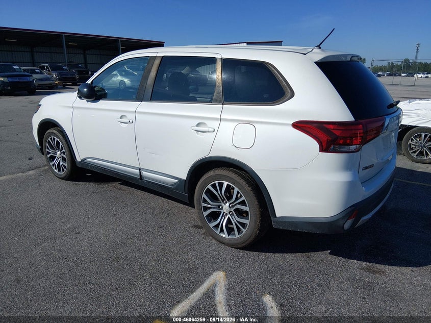 2016 MITSUBISHI OUTLANDER auction photo 3