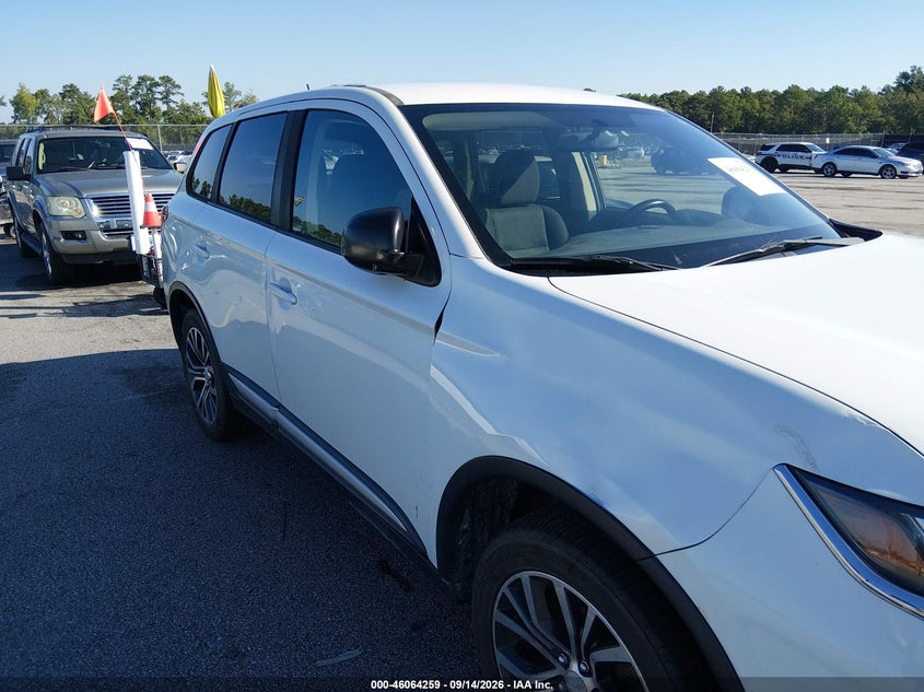 2016 MITSUBISHI OUTLANDER auction photo 6