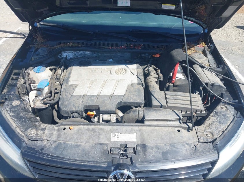 2012 VOLKSWAGEN JETTA SEDAN 2.0L I-4 DI, DOHC, TURBO, 140HP