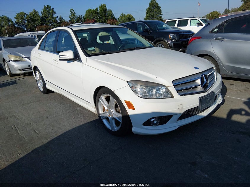 Vin: wddgf8bb0ar118353, lot: 46563804, mercedes-benz c 300 sport 4matic 2010 img_1