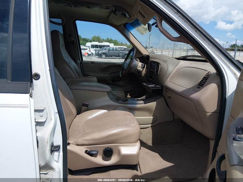 FORD EXPEDITION 1998 VIN 1FMRU17LXWLA88429