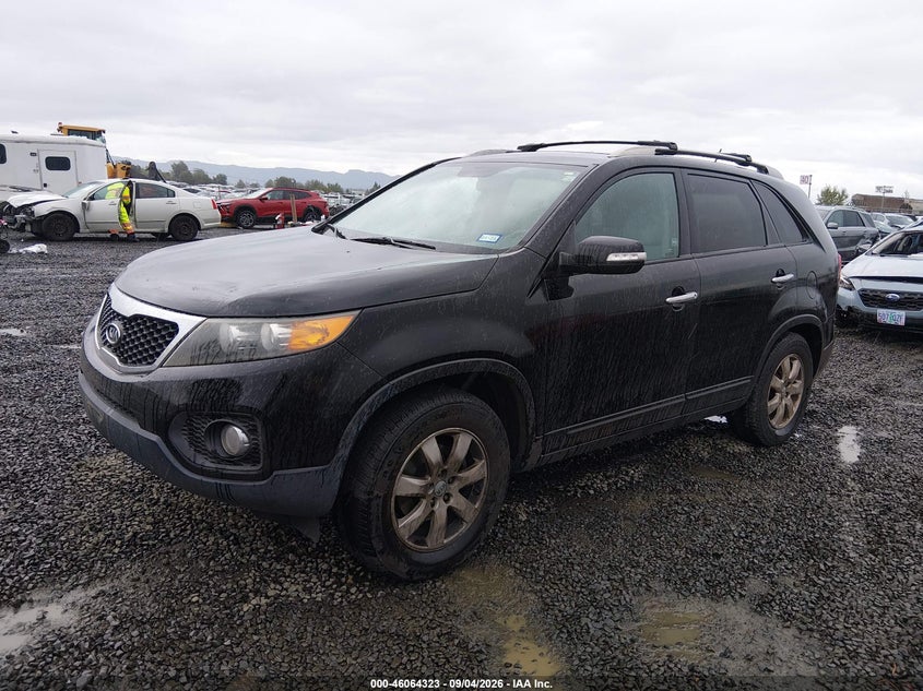 2013 KIA SORENTO auction photo 2