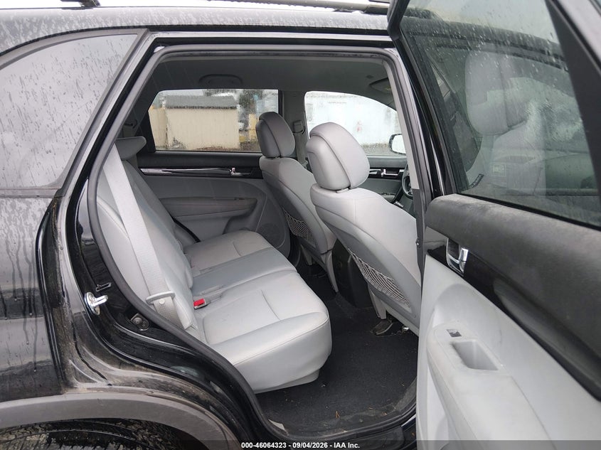 2013 KIA SORENTO auction photo 8