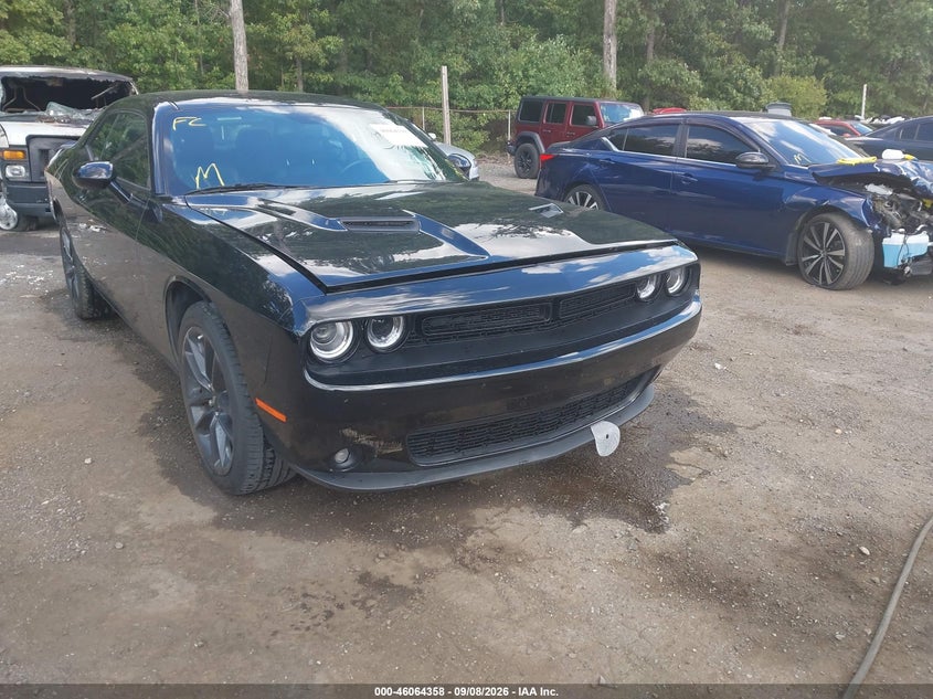 Vin: 2c3cdzgg9ph579038, lot: 46563885, dodge challenger sxt awd 2023 img_1