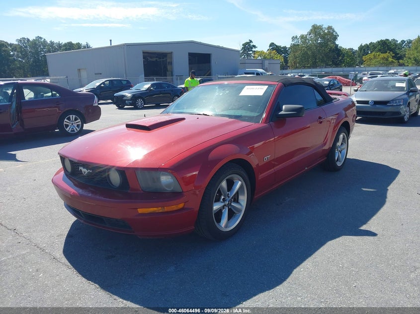 2008 FORD MUSTANG auction photo 2