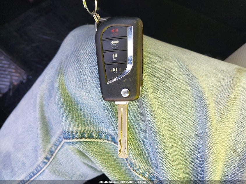 TOYOTA COROLLA - zdjęcie 11