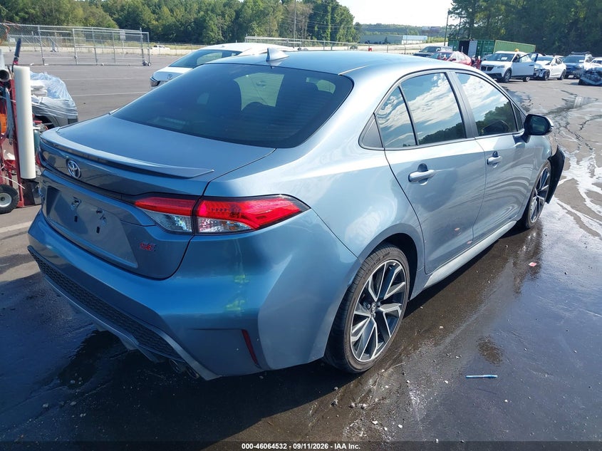 TOYOTA COROLLA - zdjęcie 4