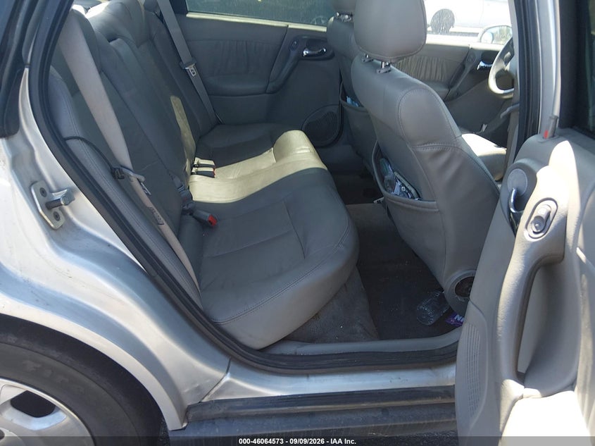 2002 SATURN L-SERIES auction photo 8