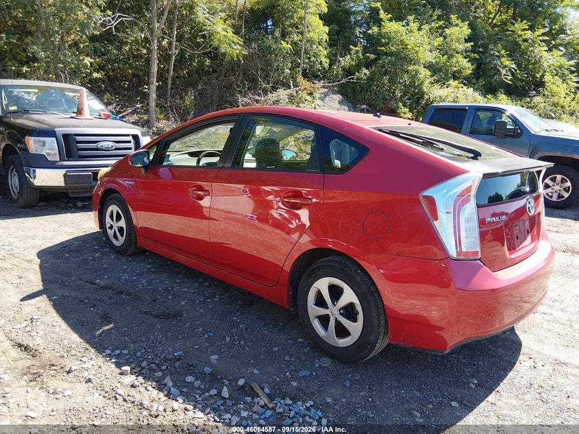 2013 TOYOTA PRIUS auction photo 3