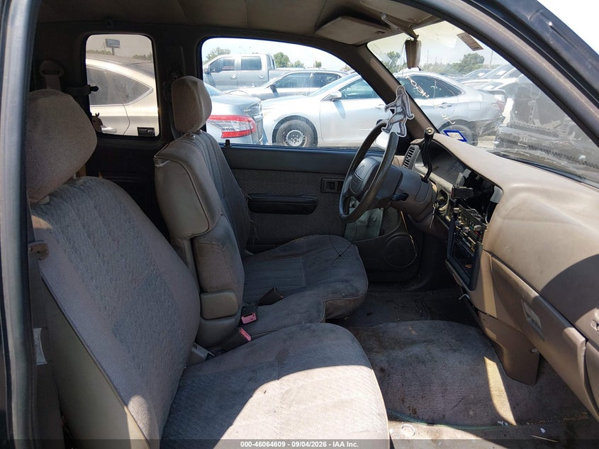 1996 TOYOTA TACOMA auction photo 8