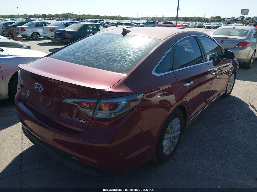 2016 HYUNDAI SONATA HYBRID auction photo 4
