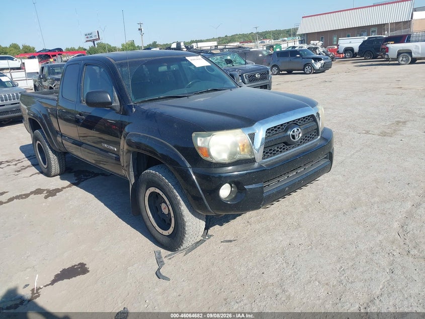 2011 TOYOTA TACOMA auction photo 1