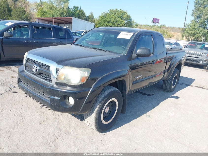 2011 TOYOTA TACOMA auction photo 2