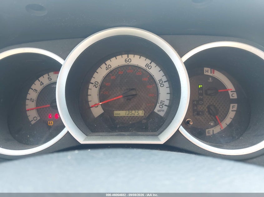 2011 TOYOTA TACOMA auction photo 7