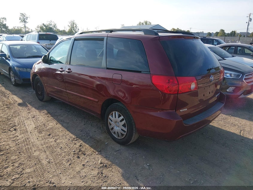 2008 TOYOTA SIENNA auction photo 3