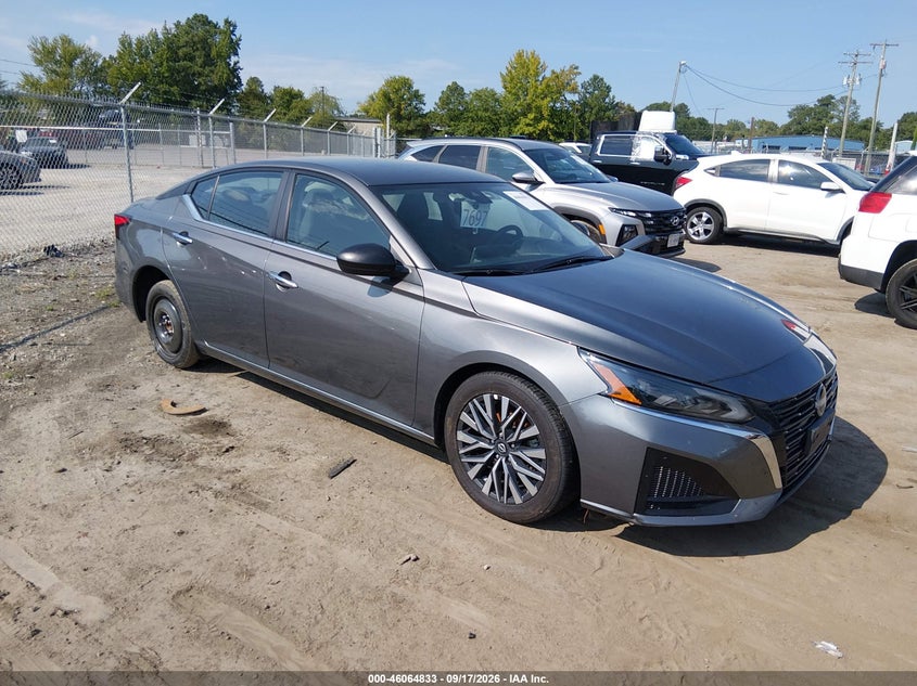 2025 Nissan Altima SV FWD