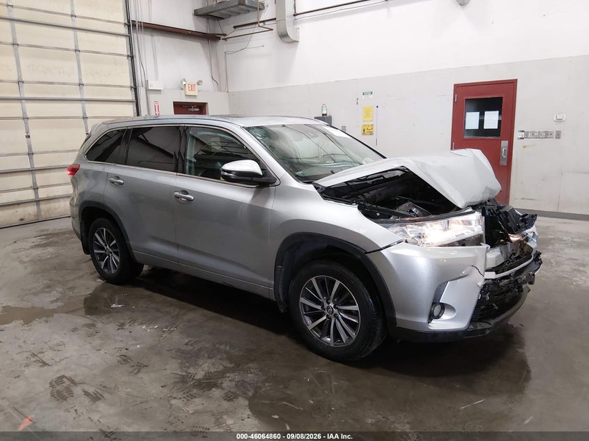 TOYOTA HIGHLANDER - zdjęcie 1