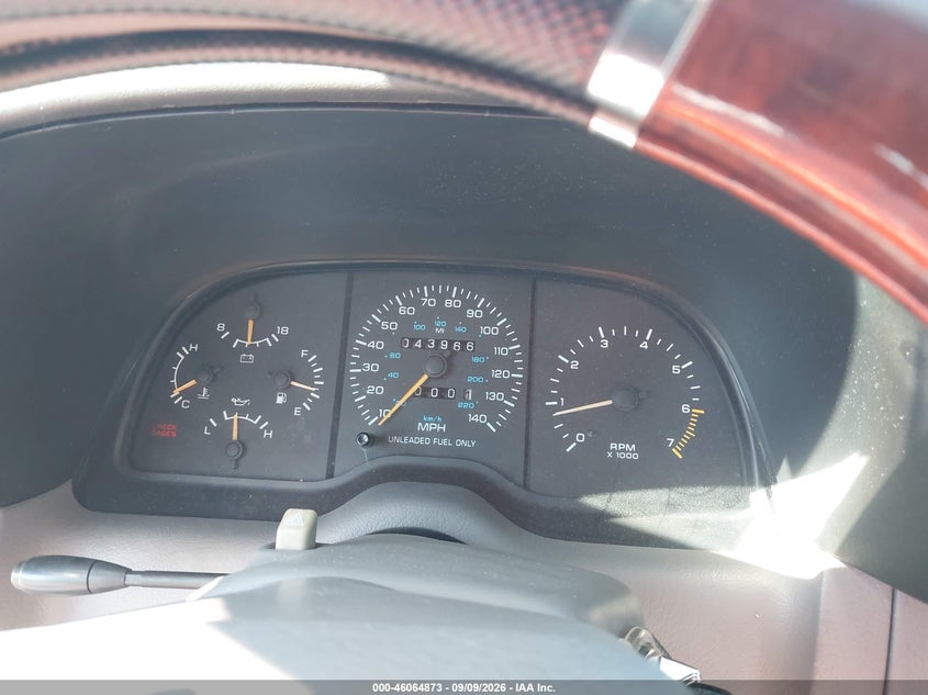 1990 CHRYSLER LEBARON auction photo 7